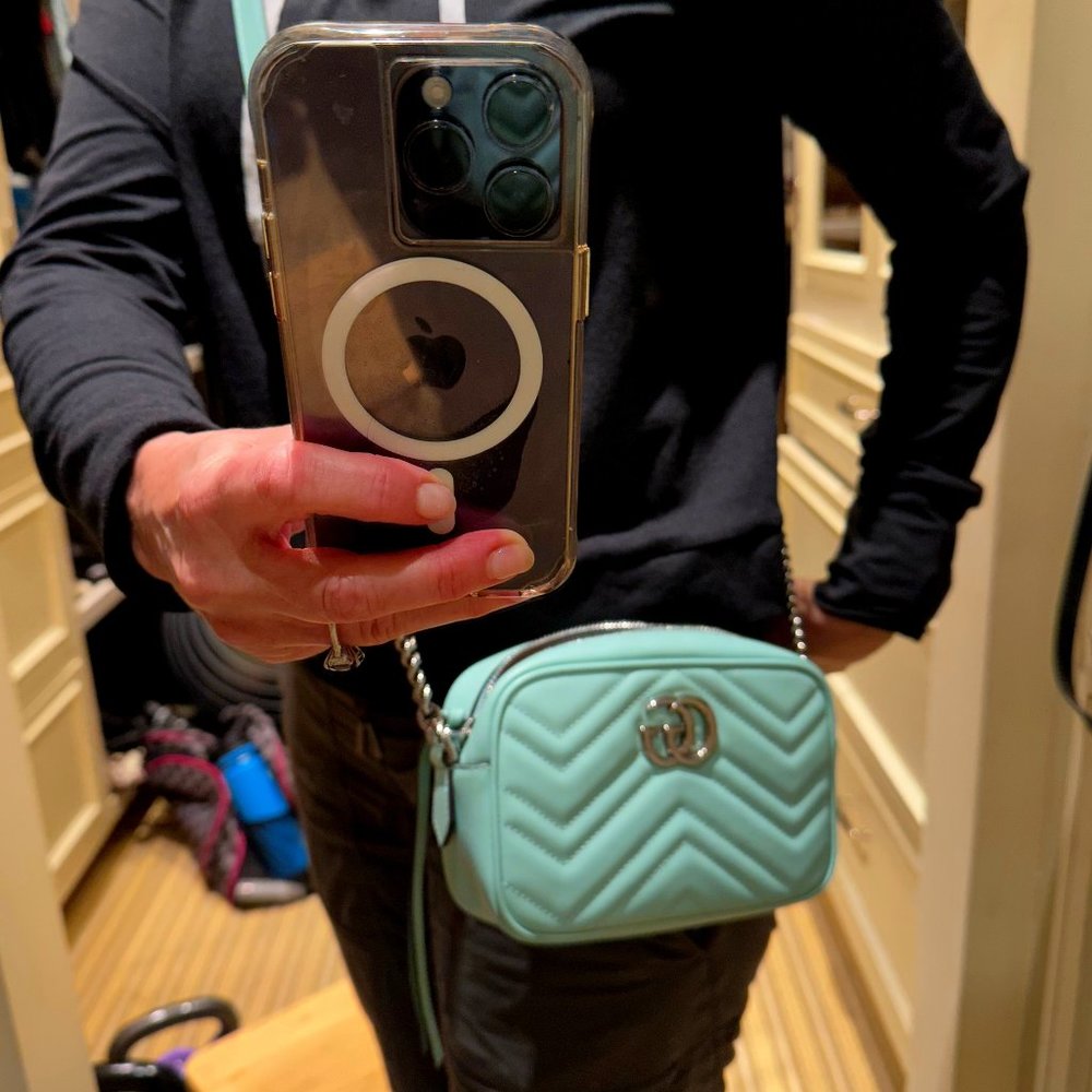 Gucci Mint Green Small Leather Marmont Maltese Shoulder Bag Great Condition